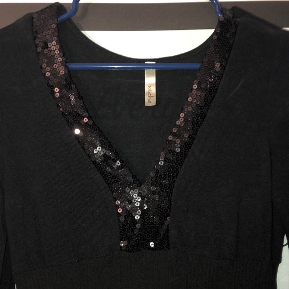 Niche Black Sweater dress Vneck w/ sequence L - Picture 2 of 2